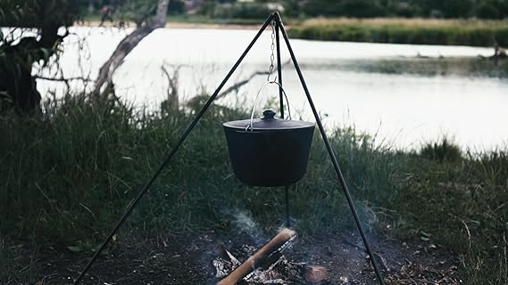 Cacerola de Hierro Fundido con Asa y Tapa